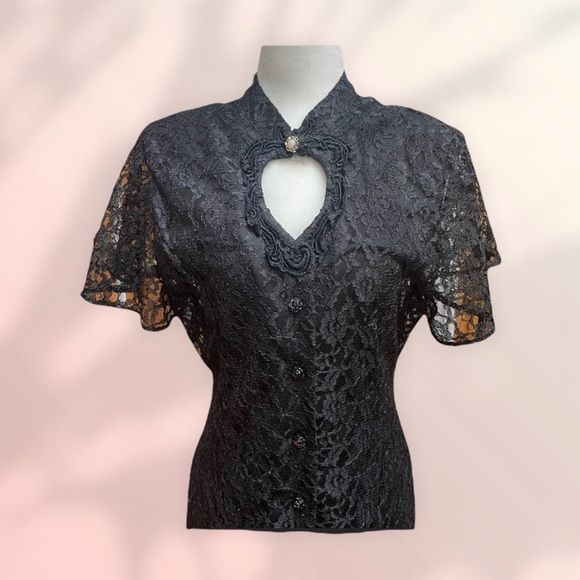 Amazing Classic, Gothic or Princess Dress! - Picture 3 of 12